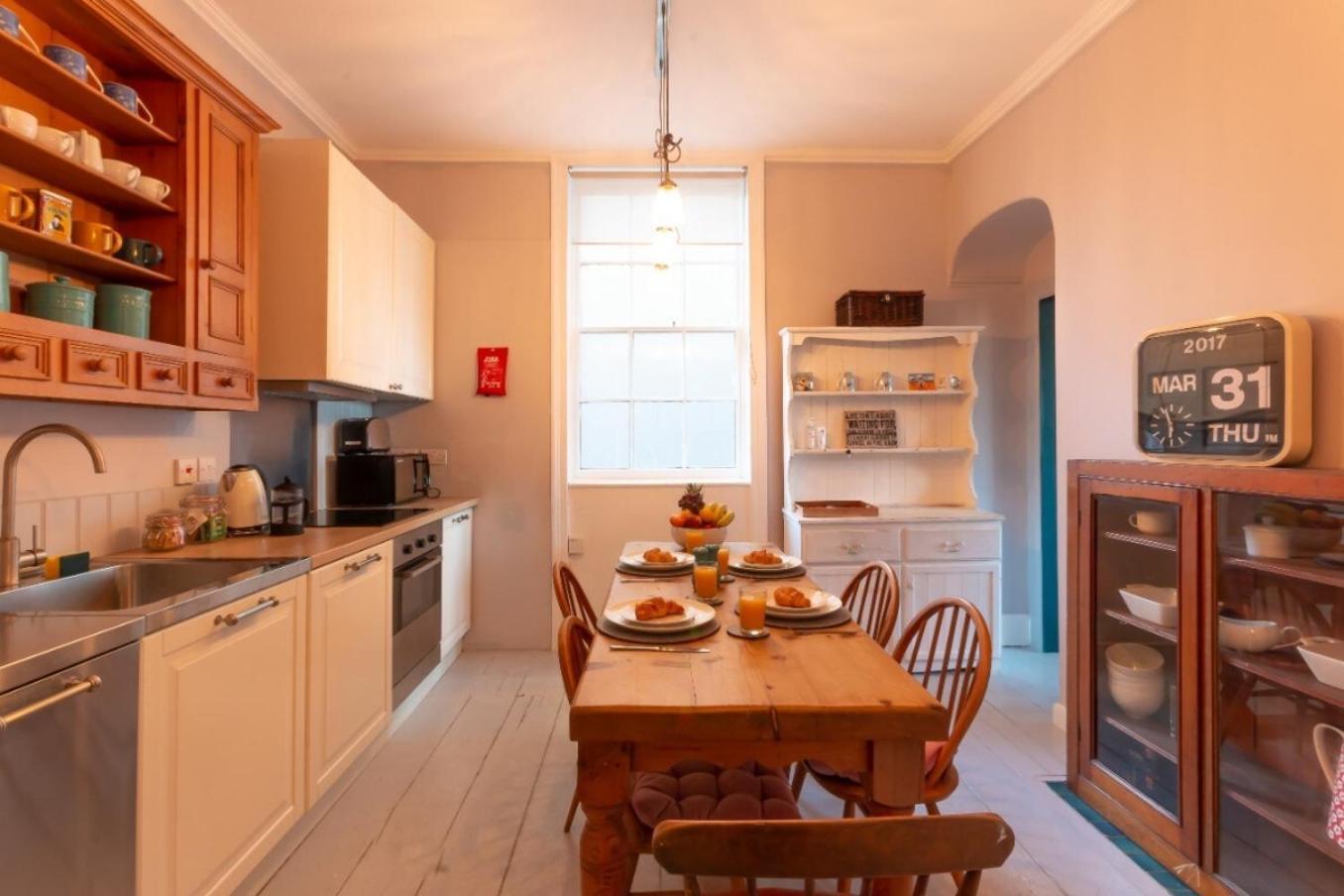 Victorian Apartment With Sea Views By Adliv Host Ramsgate Kültér fotó